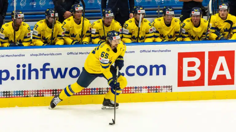 Erik Karlsson ei selitellyt – ”Nyt tuntuu aika raskaalta”