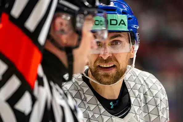 Tshekille valtava takaisku MM-finaaliin – NHL-tähdelle pelikielto