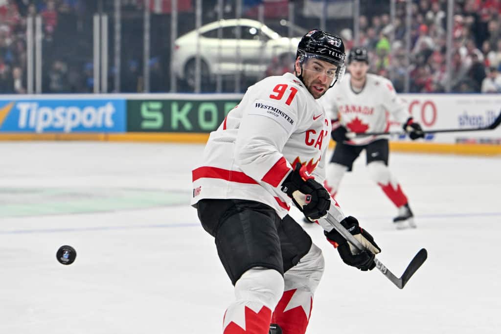 John Tavares ei tykkää jääkiekon MM-kisojen käytännöstä John Tavares ei tykkää jääkiekon MM-kisojen käytännöstä