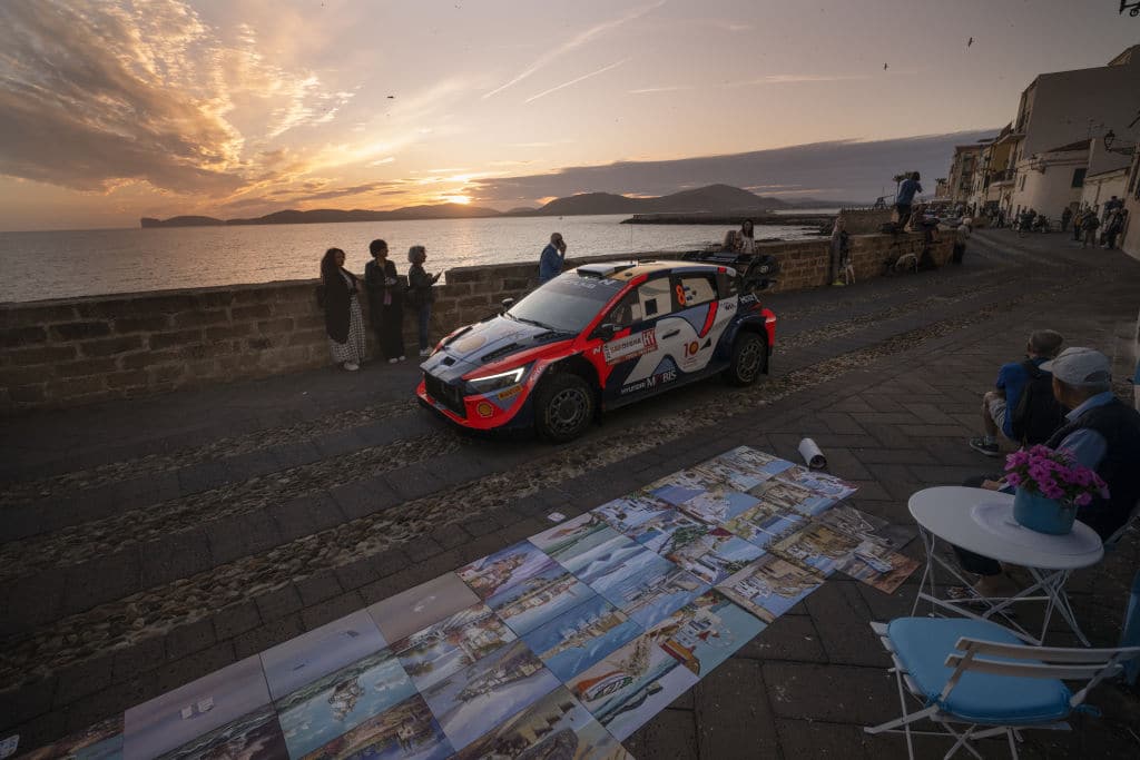 EK2: Sardinian MM-ralli alkanut värikkäissä merkeissä - Ott Tänakilta kova vastaus Sebastien Ogierille EK2: Sardinian MM-ralli alkanut värikkäissä merkeissä – Ott Tänakilta kova vastaus Sebastien Ogierille