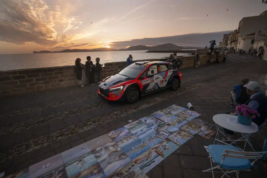 EK2: Sardinian MM-ralli alkanut värikkäissä merkeissä – Ott Tänakilta kova vastaus Sebastien Ogierille