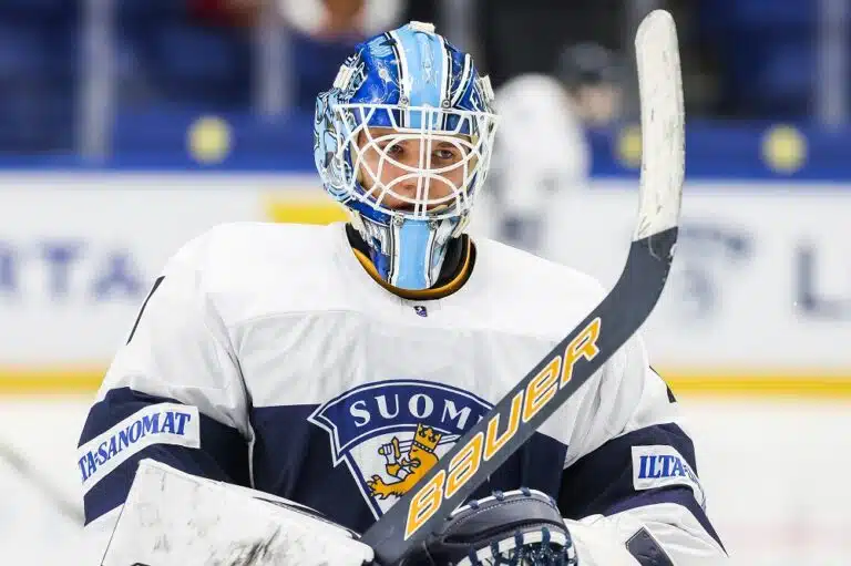 Pikkuleijonien maalivahti itku kurkussa – ”Lyhyeen se loppui”