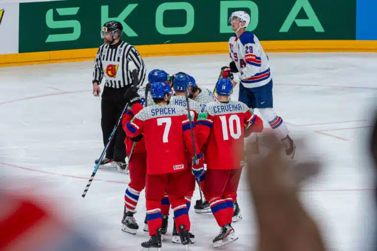 Jääkiekon MM-kisoissa hurja katsojakeskiarvo