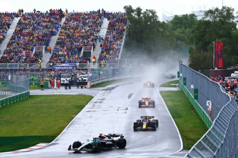 Montrealissa liukastellaan sateessa, Max Verstappen ei päässyt kärkeen