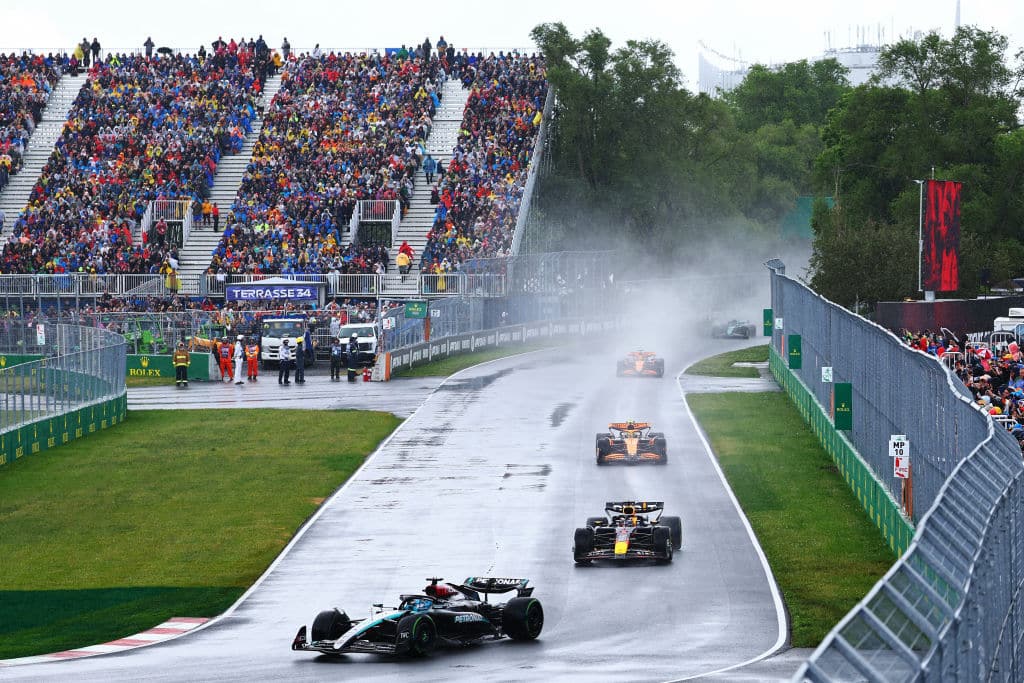 F1-rata veden vallassa – tilanne päällä Hungaroringillä