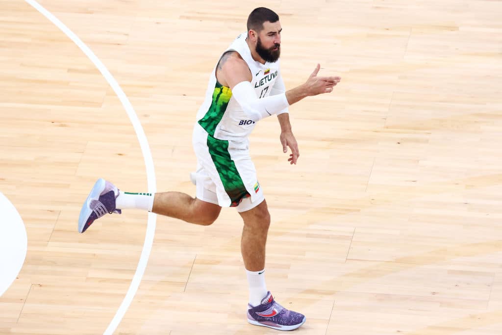 Liettuan NBA-tähti oli pakotettu karuun ratkaisuun Liettuan NBA-tähti oli pakotettu karuun ratkaisuun