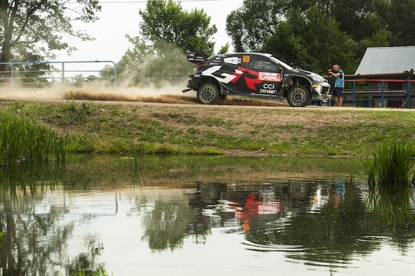 EK13: Kalle Rovanperä ajoi jälleen pohjat, tallikaverilla surkea kohtalo EK13: Kalle Rovanperä ajoi jälleen pohjat, tallikaverilla surkea kohtalo