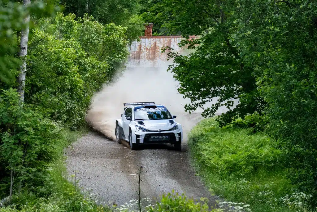 Mikko Heikkilän MM-ralli meni alta odotusten – ”Meni päinvastoin kuin mitä oli tarkoitus”