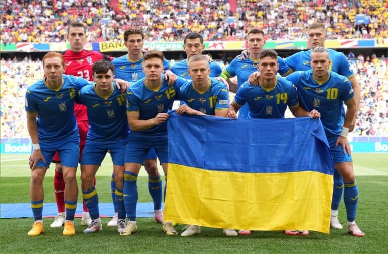 Ukrainassa kyse jalkapalloa suuremmista asioista – ”Olemme yhä elossa”