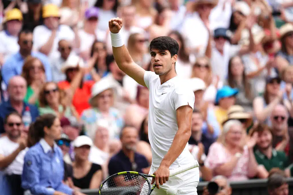 Saudi-Arabia maksaa hyvin – ”turha ökyturnaus” innostaa tennistähtiä