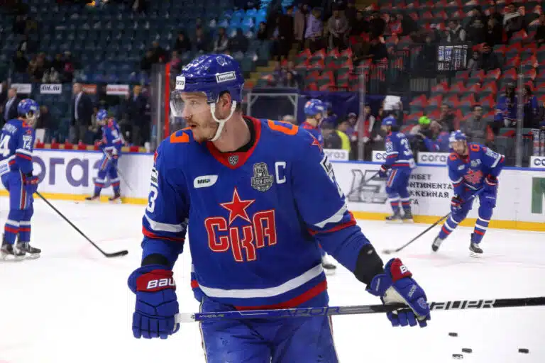 Tshekin maajoukkueen entinen NHL-pelaaja siirtyi Venäjän pelaajaksi