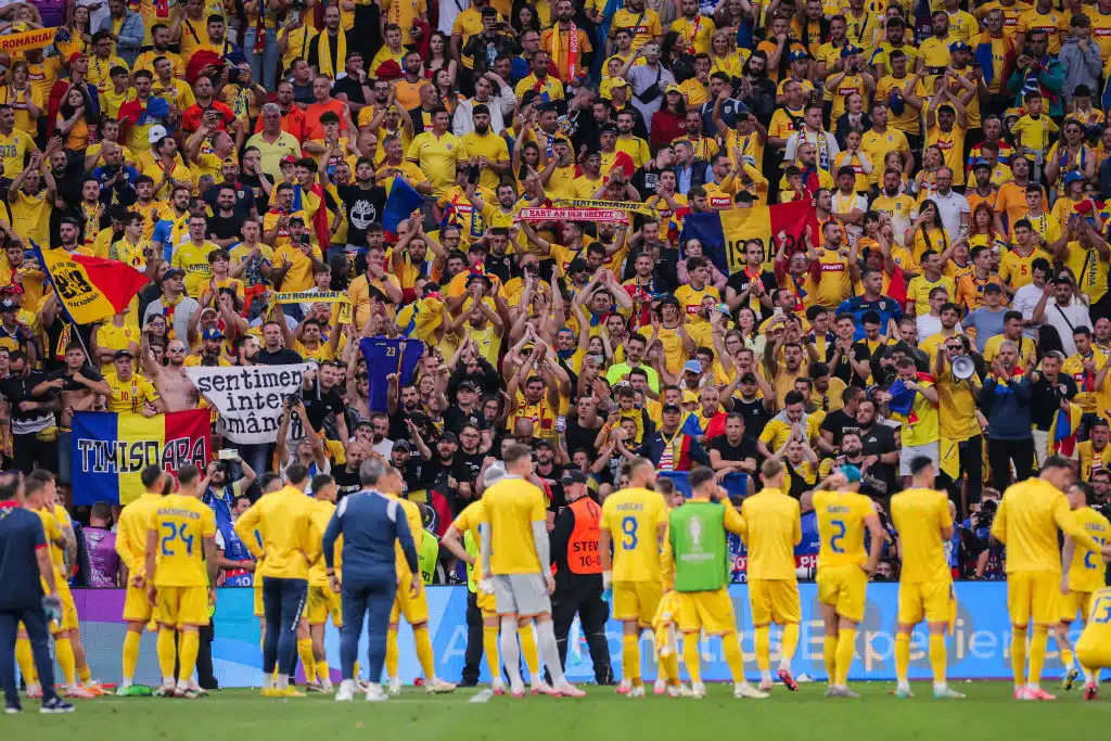 Romania tyrmäyksellä ulos – valmentaja vihjaili lähdöstään Romania tyrmäyksellä ulos – valmentaja vihjaili lähdöstään