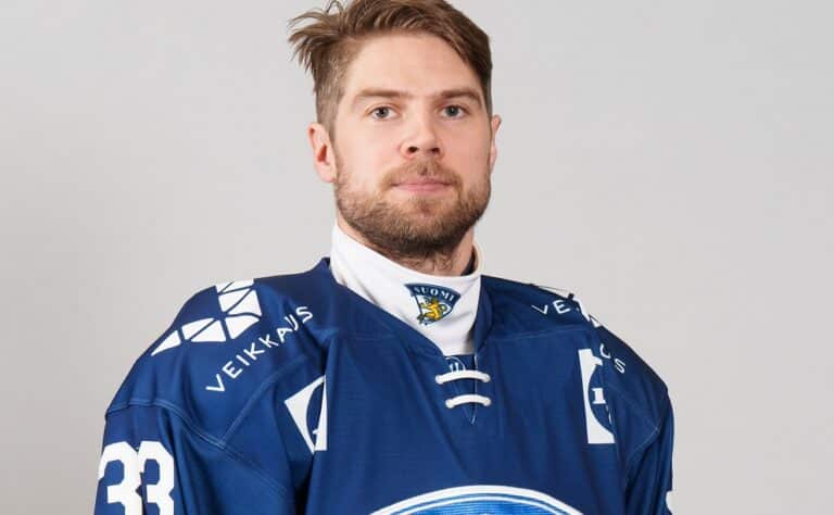 Toimittaja: Leijonapuolustajan ensi kauden seura selvillä