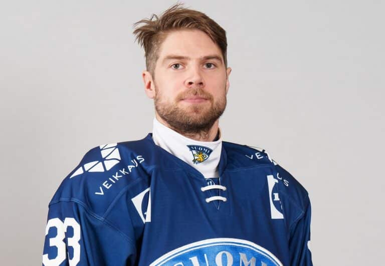 Toimittaja: Leijonapuolustajan ensi kauden seura selvillä