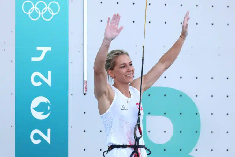 Kaksi maailmanennätystä putkeen – lajilegendalta huima temppu olympialaisissa