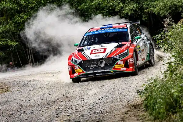 Siinä meni mestaruus? Rallitähdelle aivan valtava pettymys