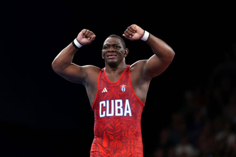 Nyt syntyi uskomatonta olympiahistoriaa – tämä ihmemies on voittanut olympiakultaa jo viisi kertaa putkeen