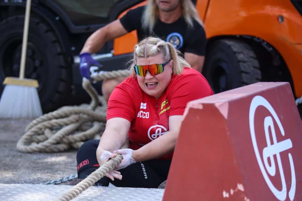 Tässä on Suomen kaikkein vahvin nainen Tässä on Suomen kaikkein vahvin nainen