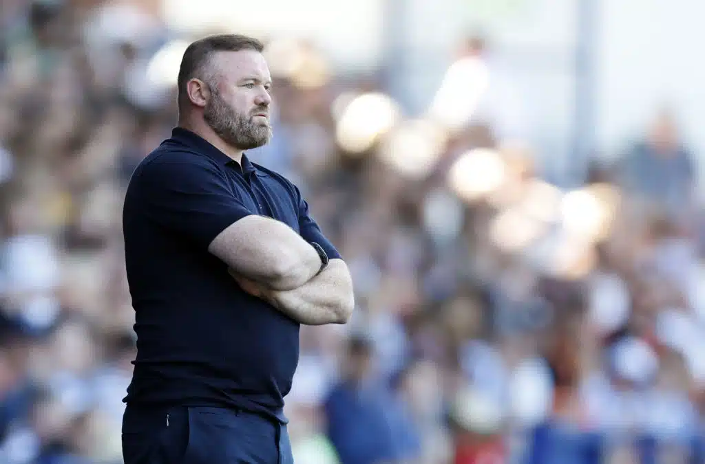 Wayne Rooneyn manageriura pahassa vastatuulessa - joukkue teki noloa historiaa Wayne Rooneyn manageriura pahassa vastatuulessa – joukkue teki noloa historiaa