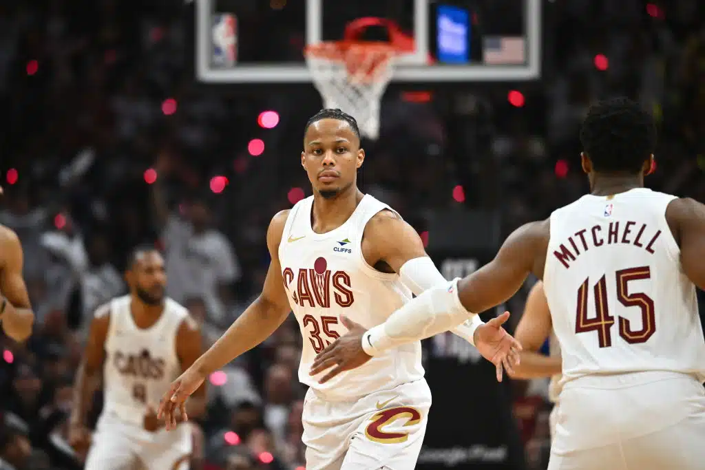 NBA-tähti sai rahakkaan sopimuksen