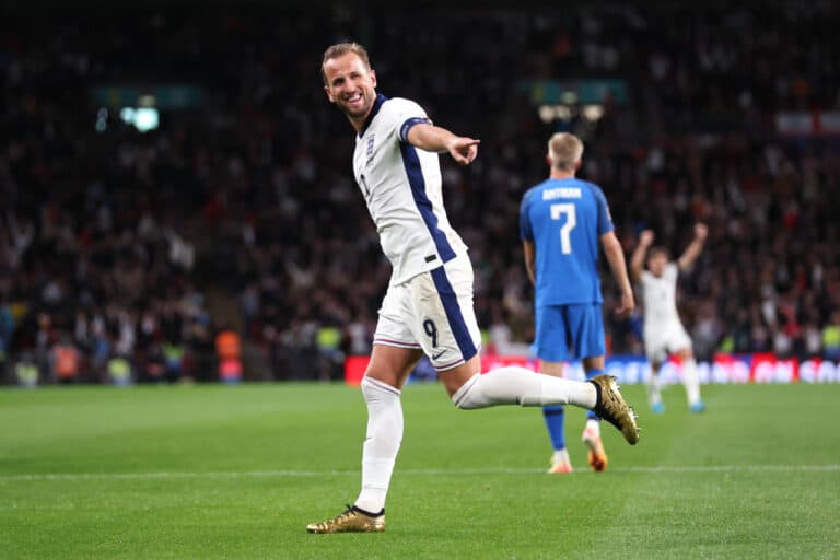 Harry Kane jyrähti Englannin maajoukkuepelaajien joukkokadosta