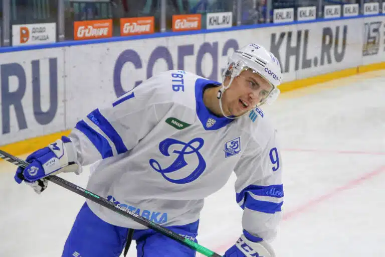 Kanadan entinen NHL-pelaaja suolsi propagandaa Putinin pussiin