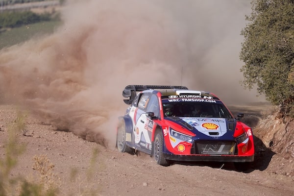 EK5: Ott Tänak nousi Kreikan MM-ralliin kärkeen - nähdäänkö MM-taistelussa jo lopullinen käänne? EK5: Ott Tänak nousi Kreikan MM-ralliin kärkeen – nähdäänkö MM-taistelussa jo lopullinen käänne?