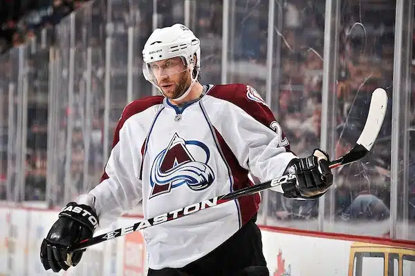 Kiekkolegenda Peter Forsberg osallistuu todella raastavaan urakkaan - "Se oli vaikeampaa kuin luulin" Kiekkolegenda Peter Forsberg osallistuu todella raastavaan urakkaan – ”Se oli vaikeampaa kuin luulin”
