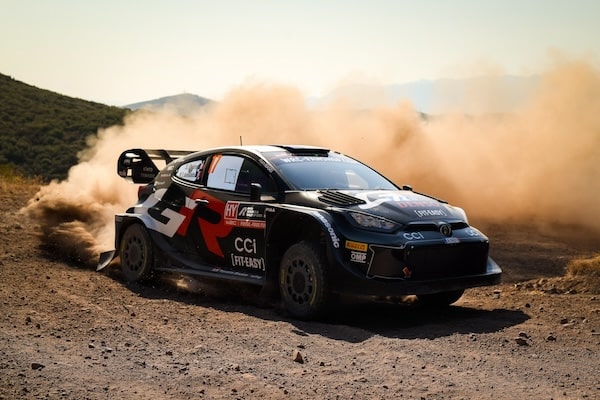 Toyotalle täysi katastrofi! Nyt myös Sebastian Ogier ajautui ongelmiin Toyotalle täysi katastrofi! Nyt myös Sebastian Ogier ajautui ongelmiin