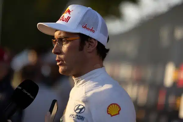 Thierry Neuville ja Sami Pajari eri mieltä (ek6)