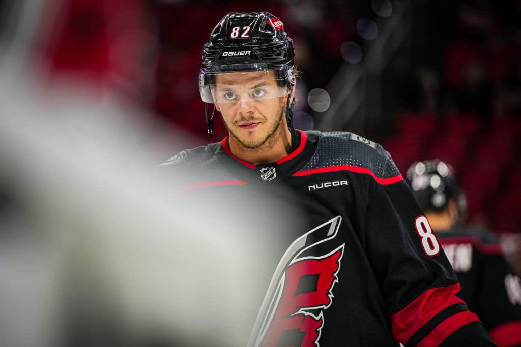 Suomalaishyökkääjä siirtohuhujen kohteena NHL:ssä Suomalaishyökkääjä siirtohuhujen kohteena NHL:ssä