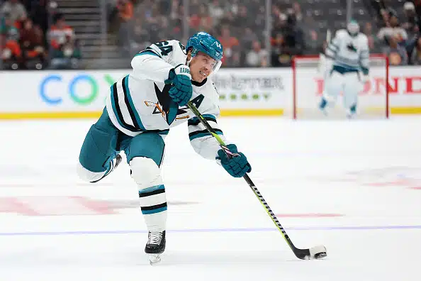 Mikael Granlund on vaikean valinnan edessä Mikael Granlund on vaikean valinnan edessä