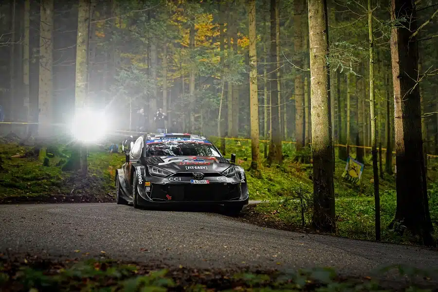 Sebastien Ogier pyysi anteeksi Toyotalta