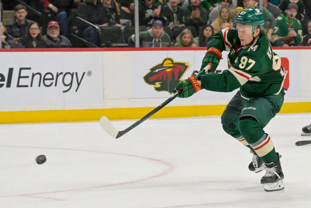 NHL-supertähti joutuu leikkauspöydälle kesken kauden