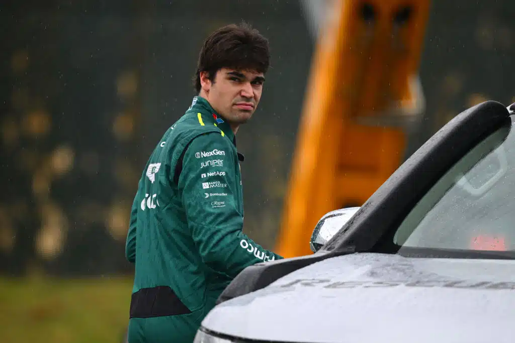 Miljardööri aikoo ostaa F1-mestaruuden Miljardööri aikoo ostaa F1-mestaruuden