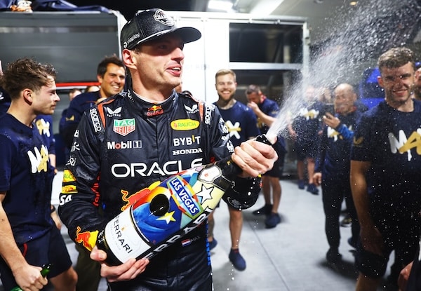 Max Verstappen puhui avoimesti jatkostaan - "Elämässä tulee hetkiä jolloin..." Max Verstappen puhui avoimesti jatkostaan – ”Elämässä tulee hetkiä jolloin…”