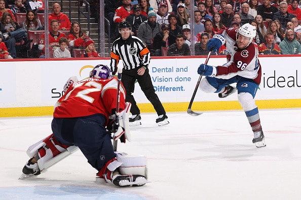 Mikko Rantanen ja Artturi Lehkonen liekeissä - huimat tehot Mikko Rantanen ja Artturi Lehkonen liekeissä – huimat tehot