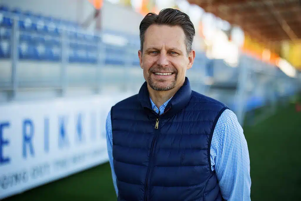 Petri Jakonen on Palloliiton ja Salibandyliiton ehdokas Olympiakomitean hallitukseen