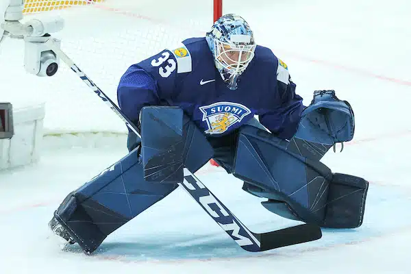 Jääkiekkovahti Emil Larmi avautui perhettä kohdanneesta valtavasta surusta – ”Monet eivät puhu siitä”