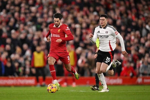 Valioliigassa yllätysten ilta – Liverpool pelastui viime hetkellä