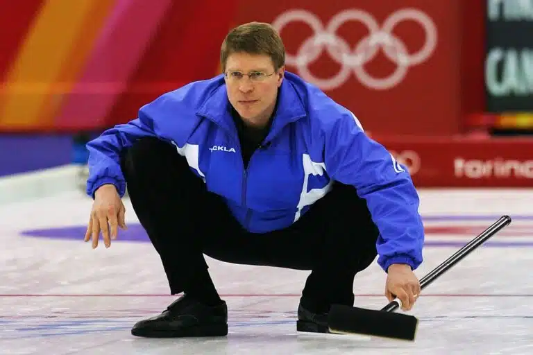 Paavo Arhinmäki Suomen olympialegendan elinkeinon tiellä