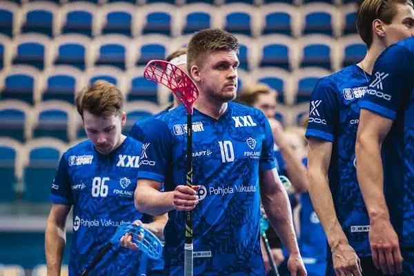 Suomi eteni vakuuttavasti MM-välieriin – seuraavana vastaan sensaatiojoukkue