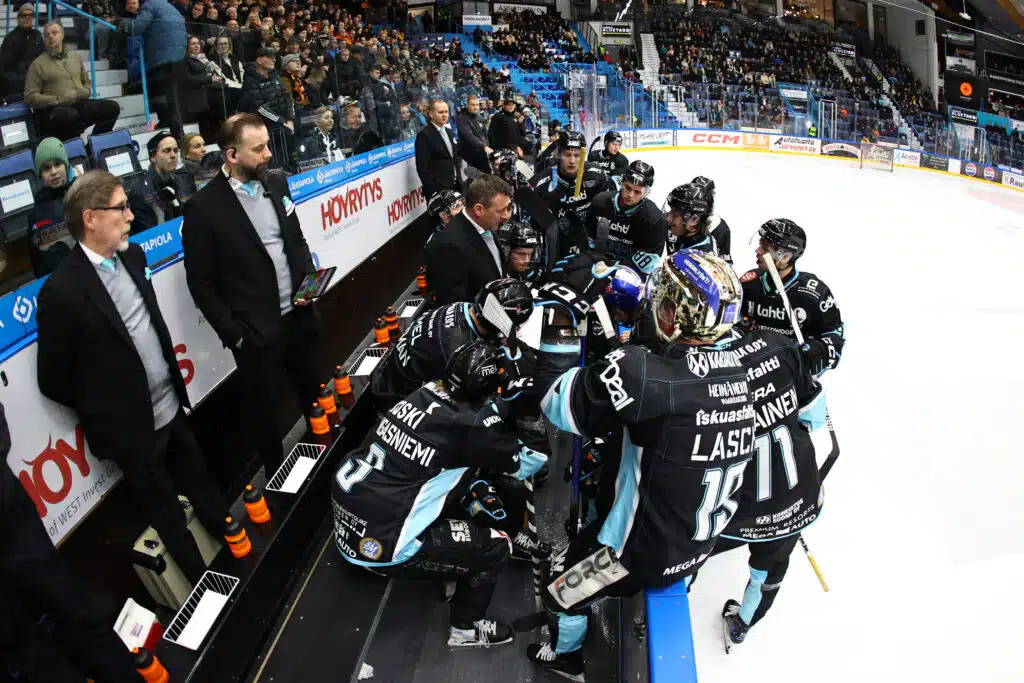 SM-liigan jäähykuningas sai lähtöpassit