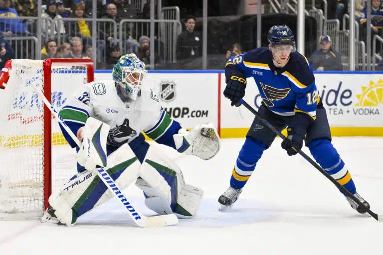 Kevin Lankinen latasi suorat sanat Vancouverista
