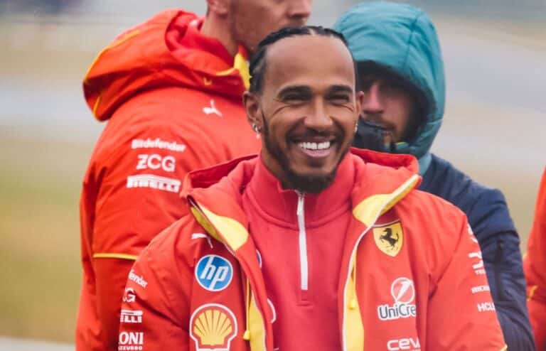 Bernie Ecclestonelta tylyä puhetta Lewis Hamiltonista