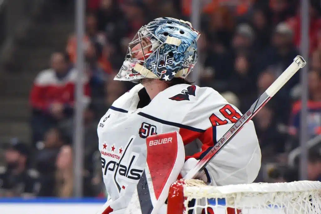 NHL-sensaatio allekirjoitti 35 miljoonan dollarin arvoisen sopimuksen NHL-sensaatio allekirjoitti 35 miljoonan dollarin arvoisen sopimuksen