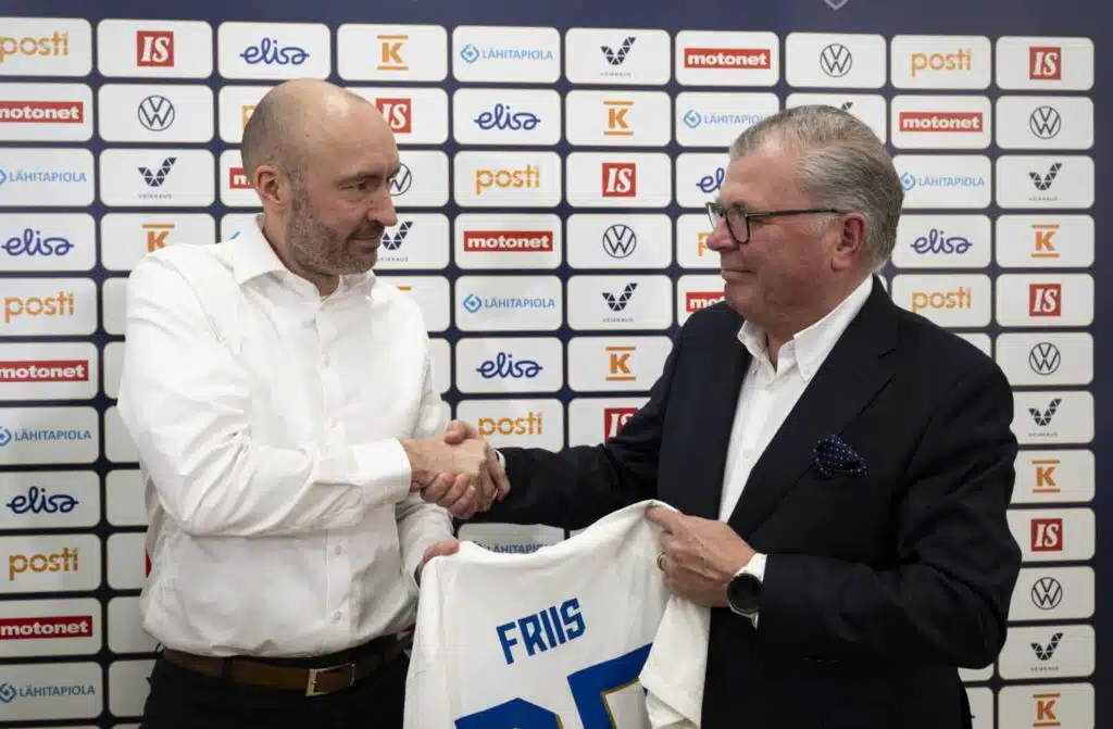 Näkökulma: ”Kakkosvalmentaja” Jacob Friisille kenkää ja Ari Lahti Qatariin?