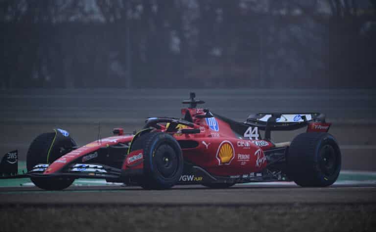 Lewis Hamilton rysäytti rajusti seinään – Ferrari lähti lapasesta Barcelonassa
