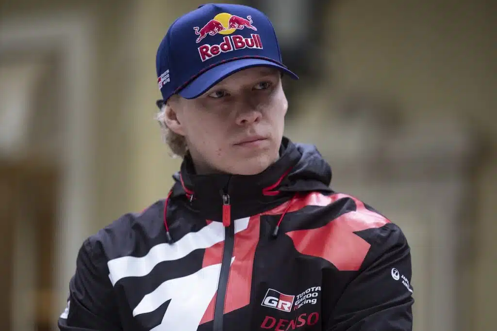 Kalle Rovanperän Tunturirallista fiasko – kisa päättyi jo avauserikoiskokeella