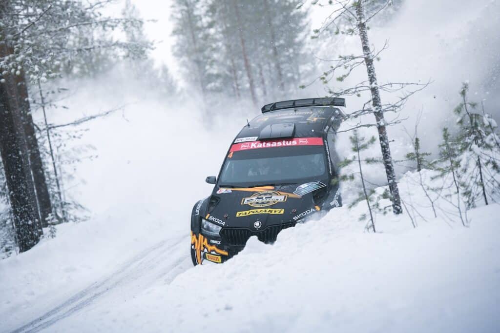 Draamaa Tunturirallissa – Esapekka Lappi ajoi ulos Draamaa Tunturirallissa – Esapekka Lappi ajoi ulos